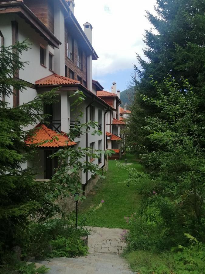 "Моето Любимо Място", Смолянски Езера - "My Favorite Place", Smolyan Lakes Eksteriør billede