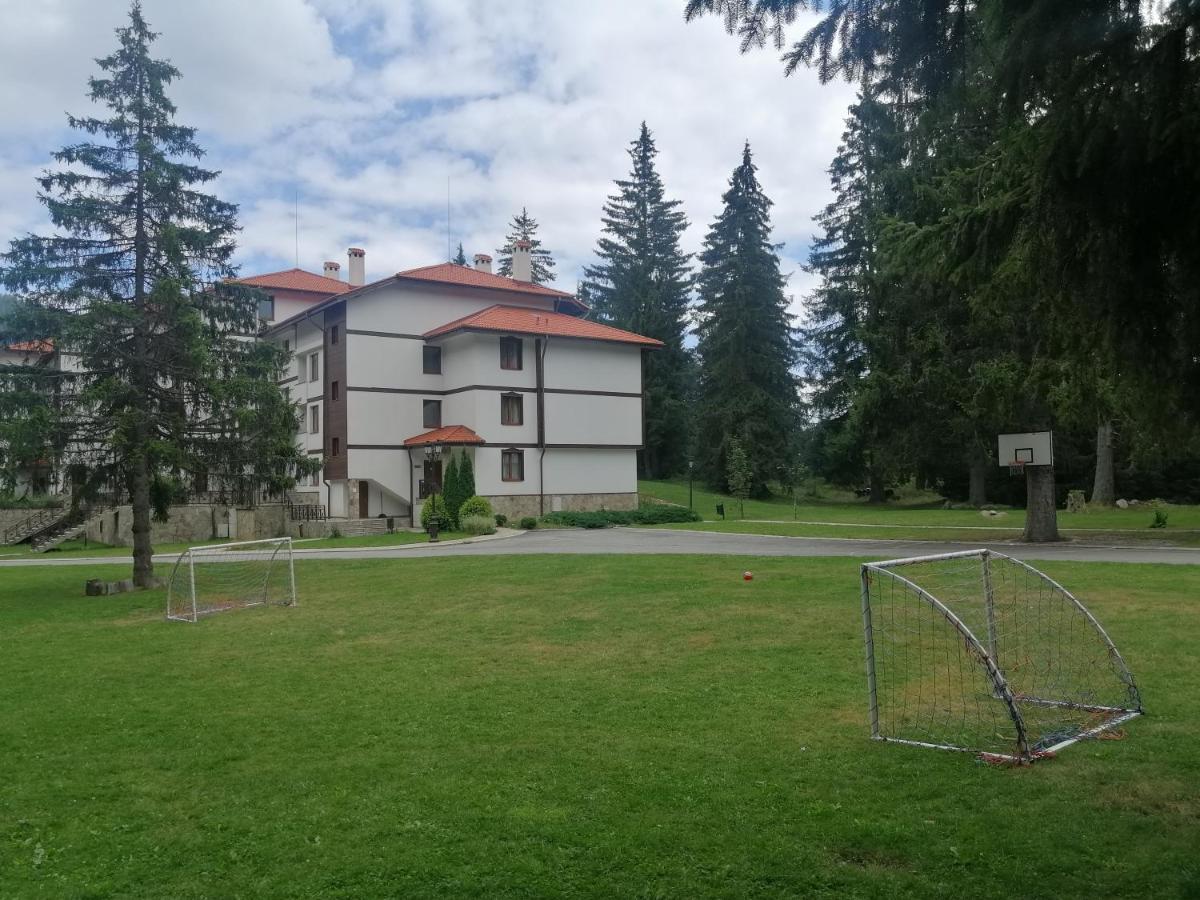 "Моето Любимо Място", Смолянски Езера - "My Favorite Place", Smolyan Lakes Eksteriør billede