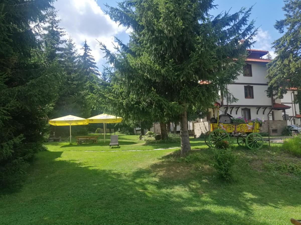 "Моето Любимо Място", Смолянски Езера - "My Favorite Place", Smolyan Lakes Eksteriør billede