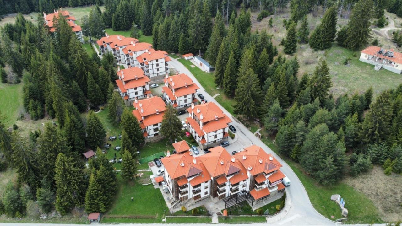 "Моето Любимо Място", Смолянски Езера - "My Favorite Place", Smolyan Lakes Eksteriør billede