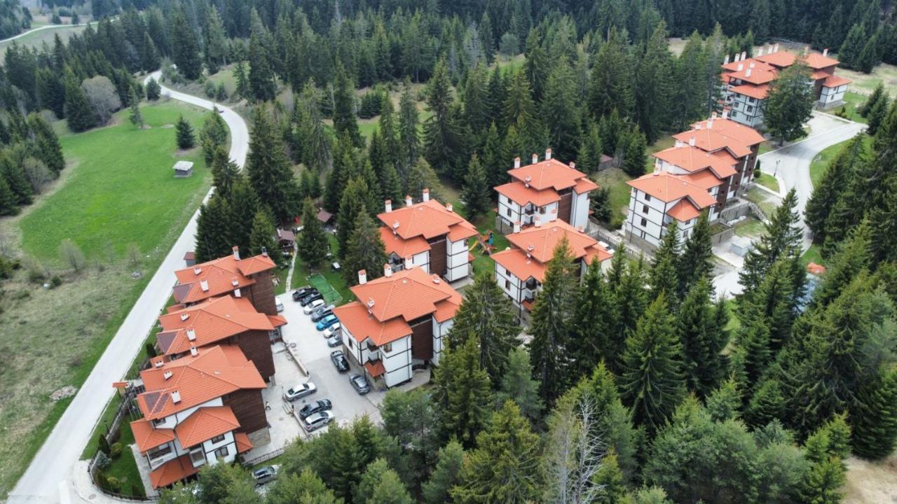 "Моето Любимо Място", Смолянски Езера - "My Favorite Place", Smolyan Lakes Eksteriør billede