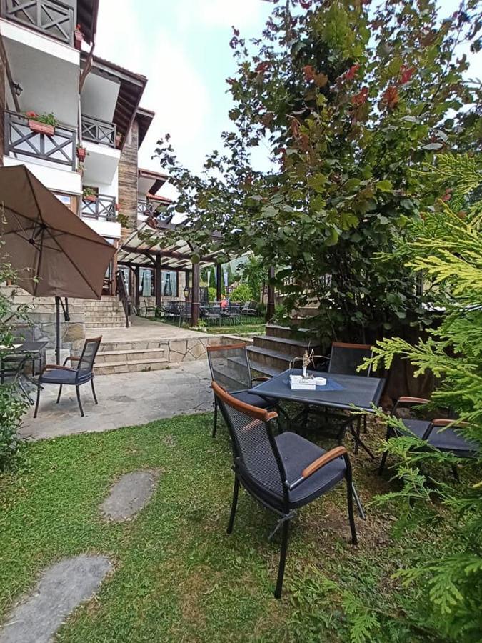 "Моето Любимо Място", Смолянски Езера - "My Favorite Place", Smolyan Lakes Eksteriør billede