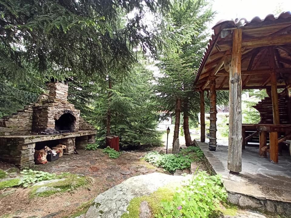 "Моето Любимо Място", Смолянски Езера - "My Favorite Place", Smolyan Lakes Eksteriør billede